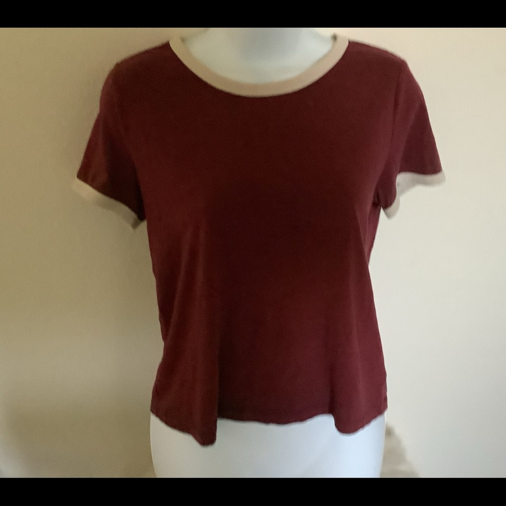 Divided T shirt